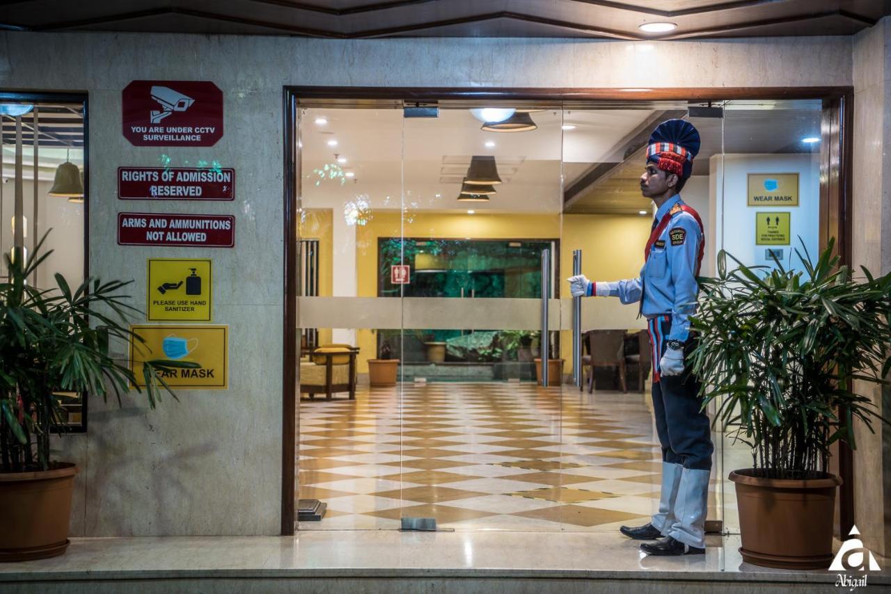 Hotel Abigail Goradia'S シルディ エクステリア 写真