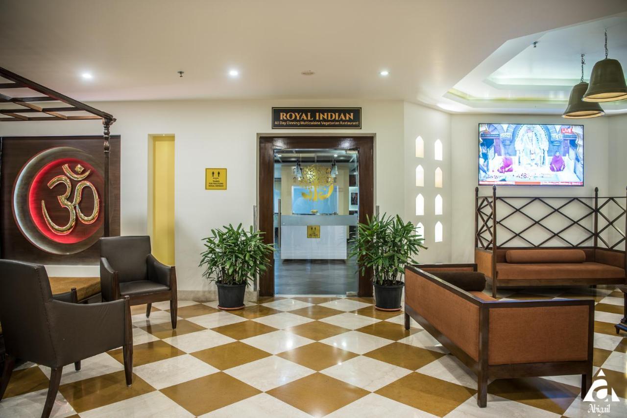 Hotel Abigail Goradia'S シルディ エクステリア 写真